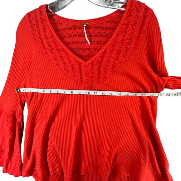 Free People Parisian Nights Top XS Red Orange Ribbed Eyelet Bell Sleeve Bohemian - Picture 6 of 14